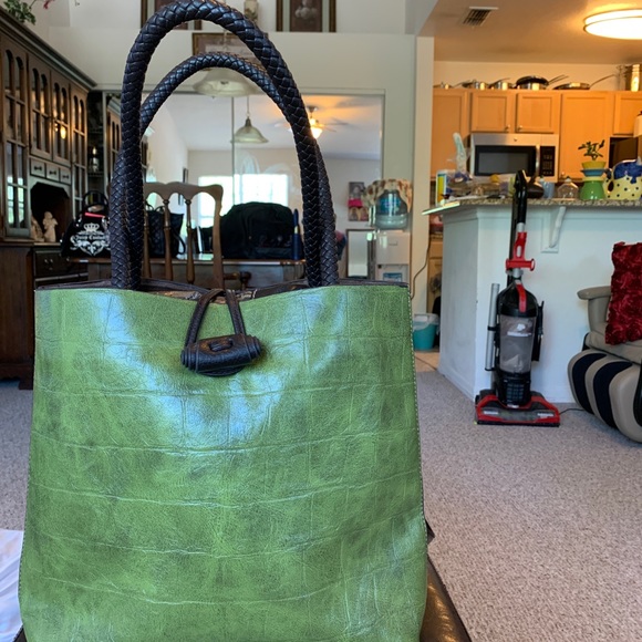 Tote - Picture 2 of 2